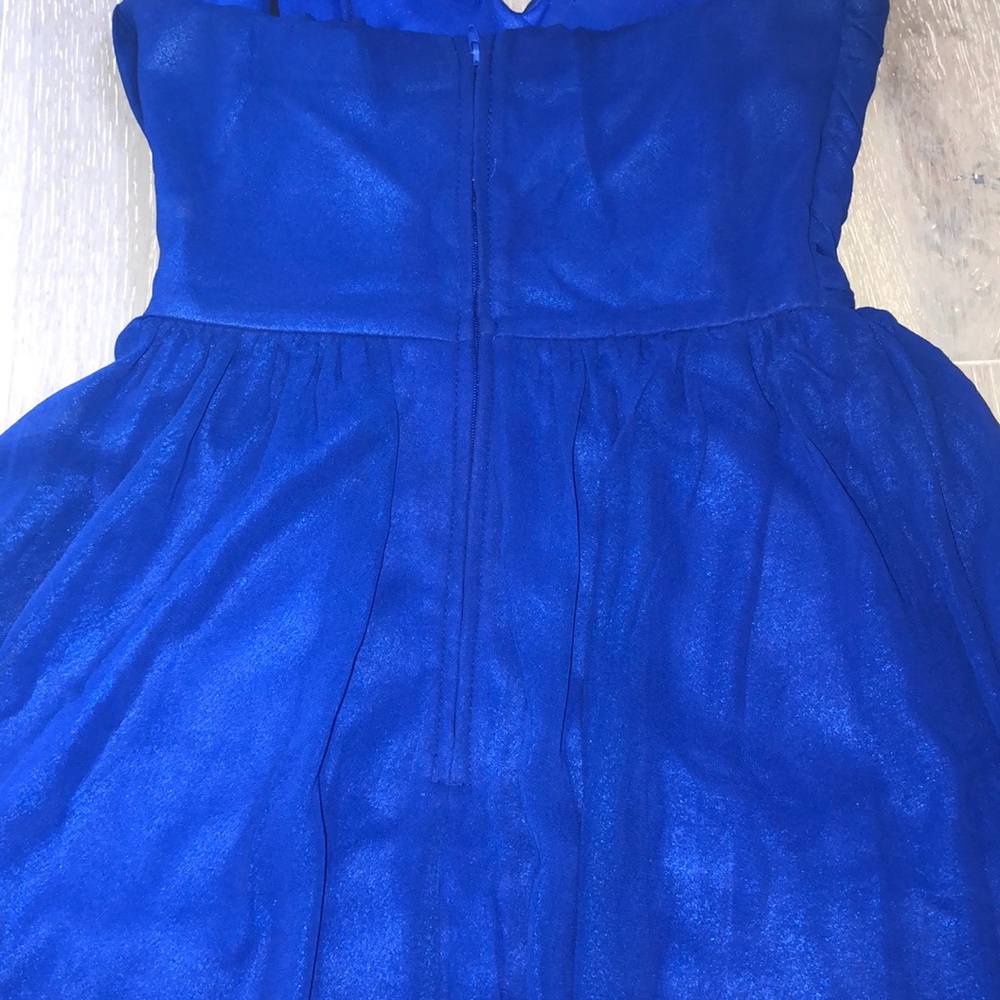 Formal Dress - Picture 2 of 3
